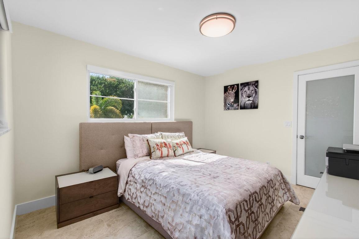 VILLAGE ROYALE GREENTREE CONDO - Residential