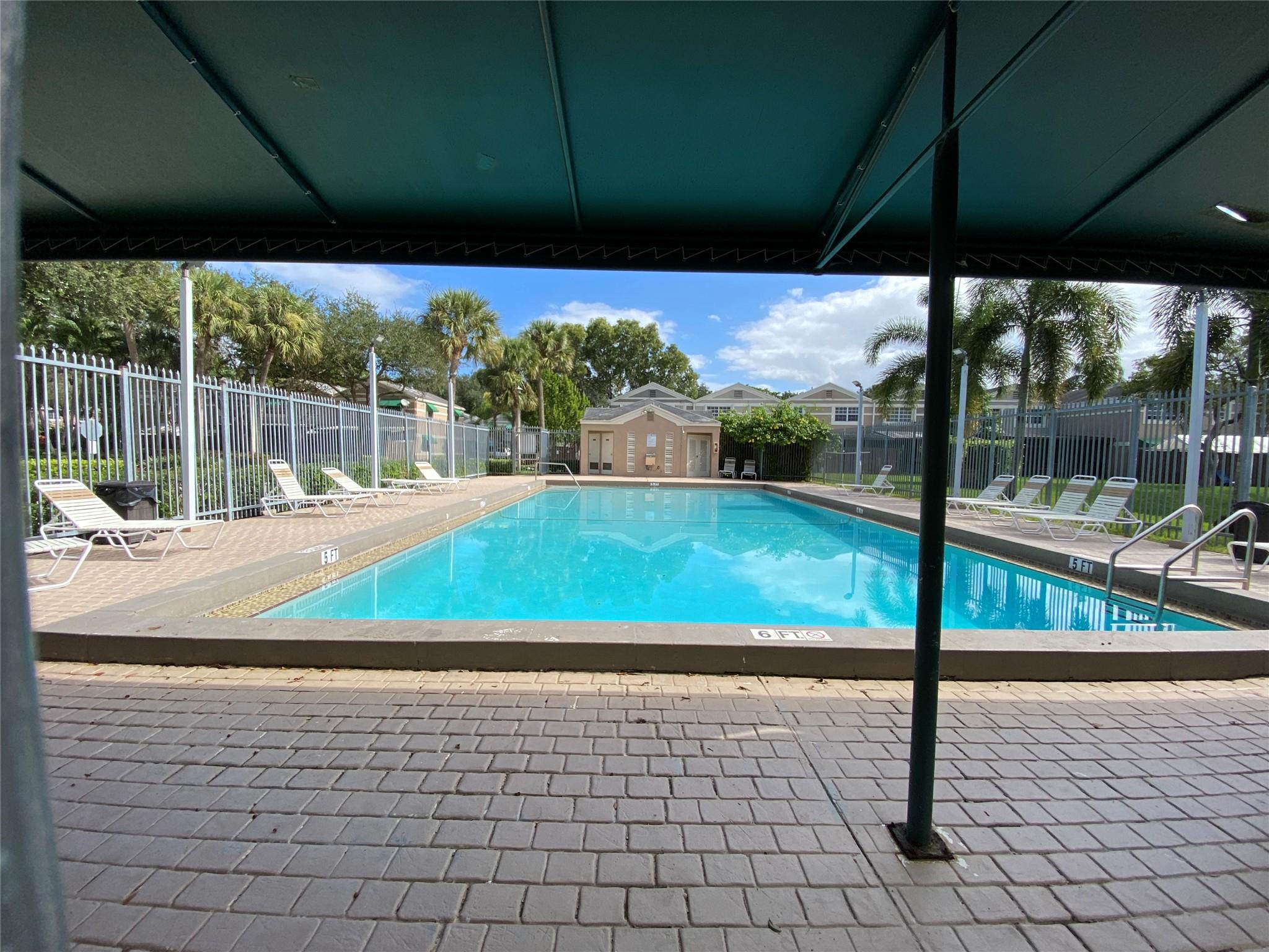 Flamingo Gardens Ph Four - Residential Lease