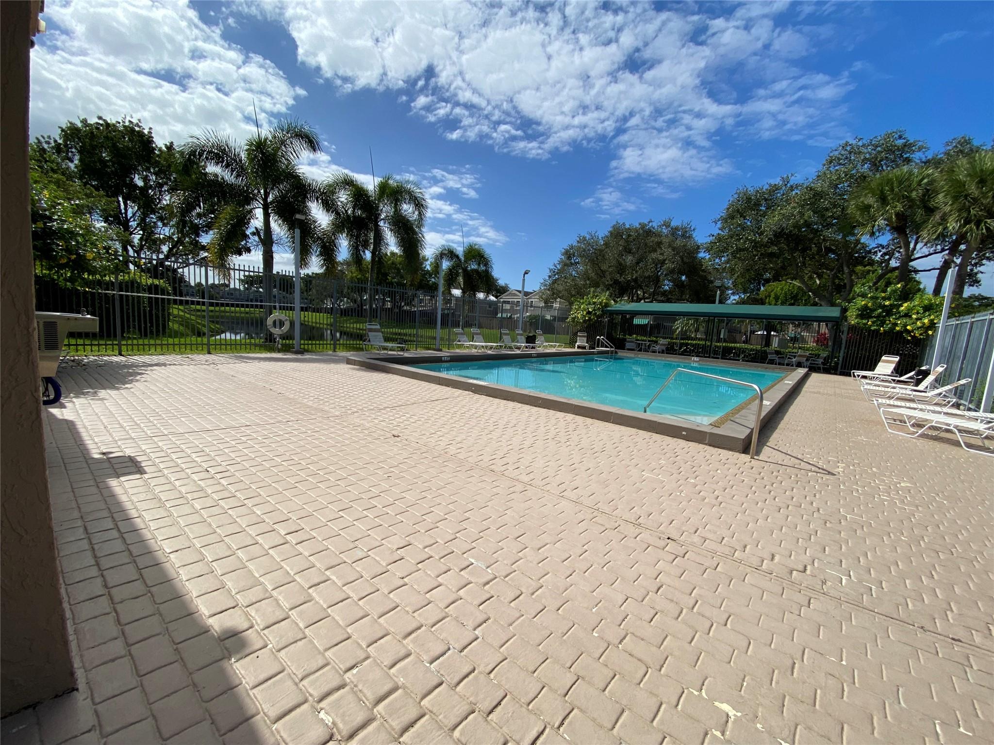 Flamingo Gardens Ph Four - Residential Lease