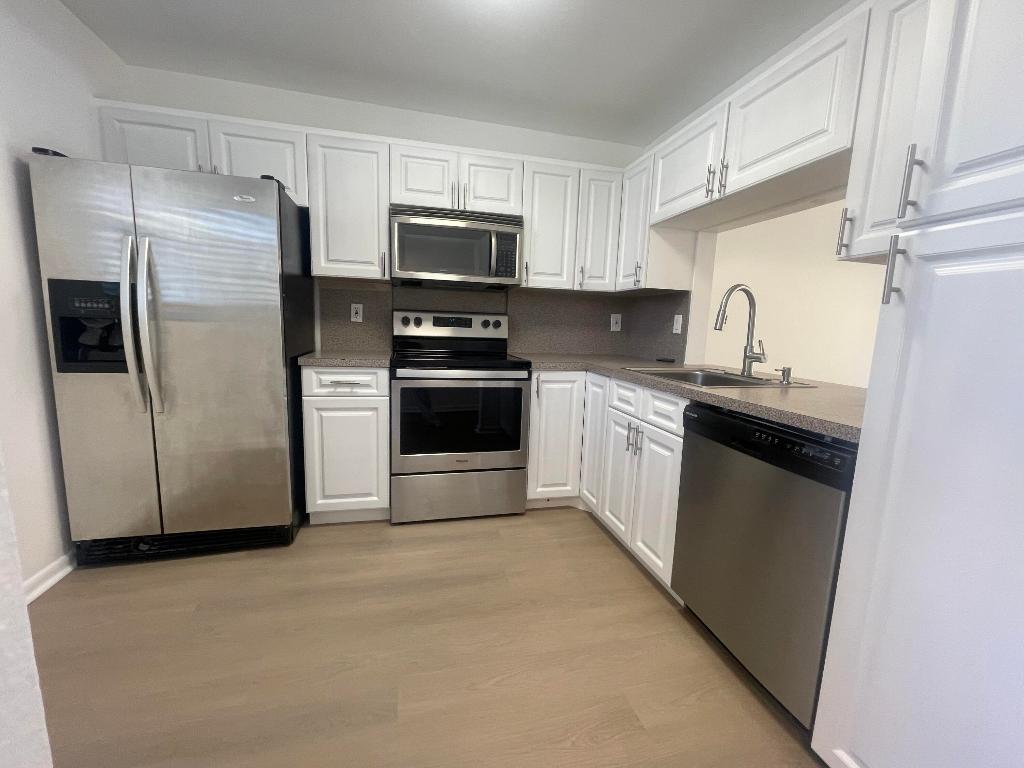 SUNRISE ISLAND CONDOMINIUM II - Residential