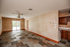 PINEAPPLE BLUFF - Residential