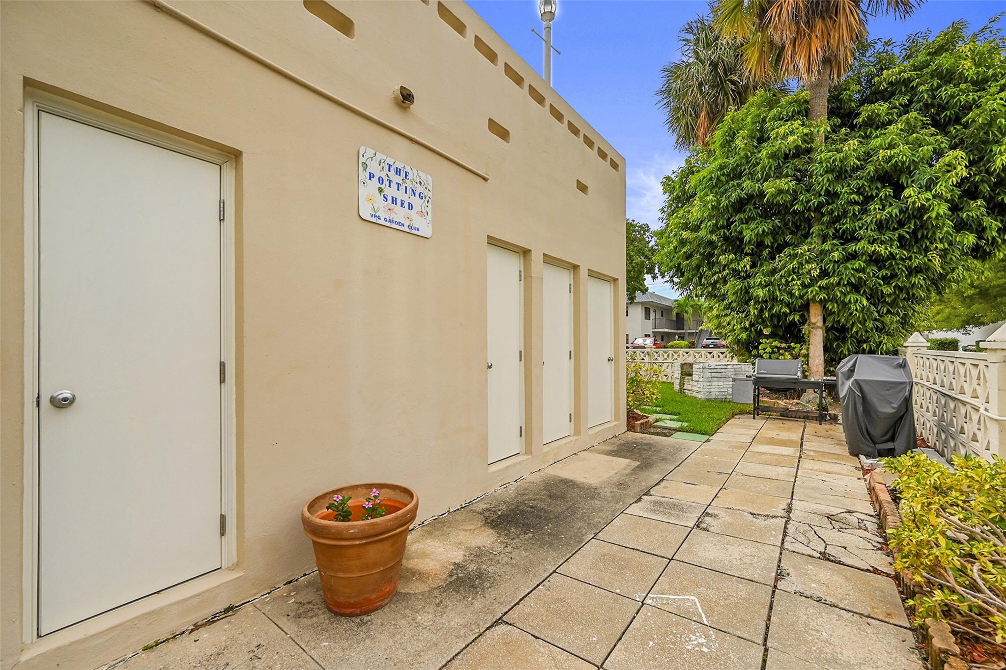 Venetian Park Gardens - Residential