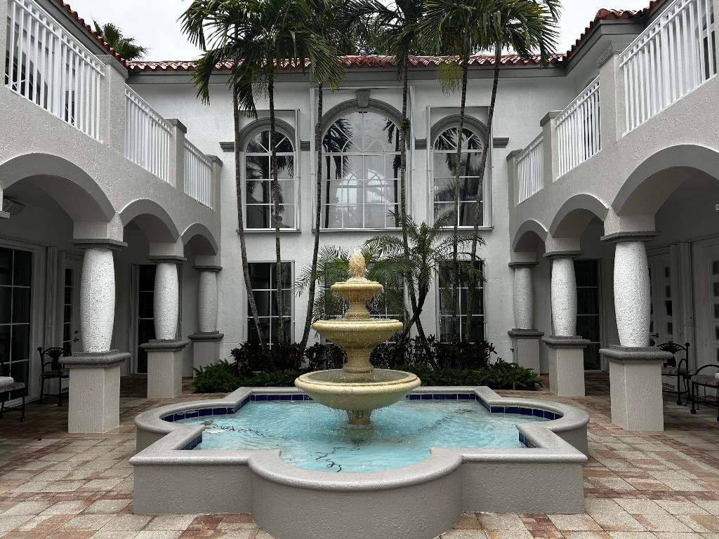 RESIDENCES AT LEGACY PLACE CONDO - Residential Lease