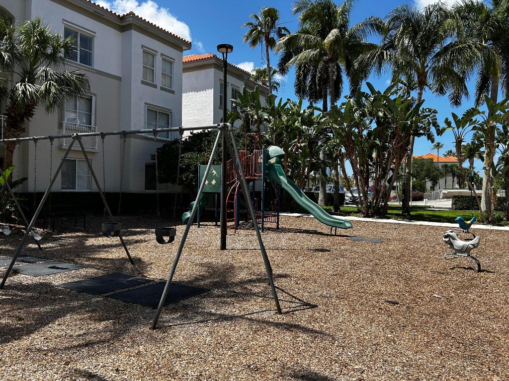 RESIDENCES AT LEGACY PLACE CONDO - Residential Lease