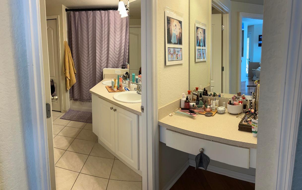 RESIDENCES AT LEGACY PLACE CONDO - Residential Lease