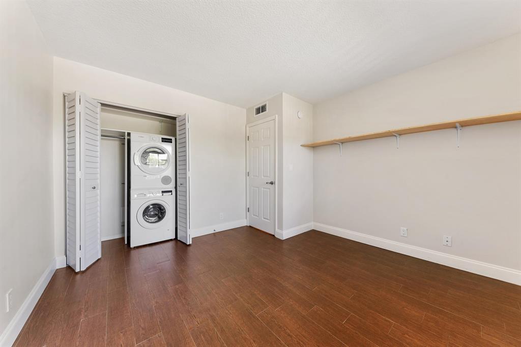 Winston Bay - Residential