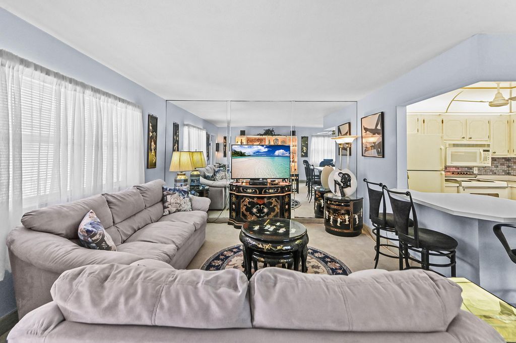 Photo of 38 Saxony, Delray Beach, FL 33446 (MLS # B26034132)