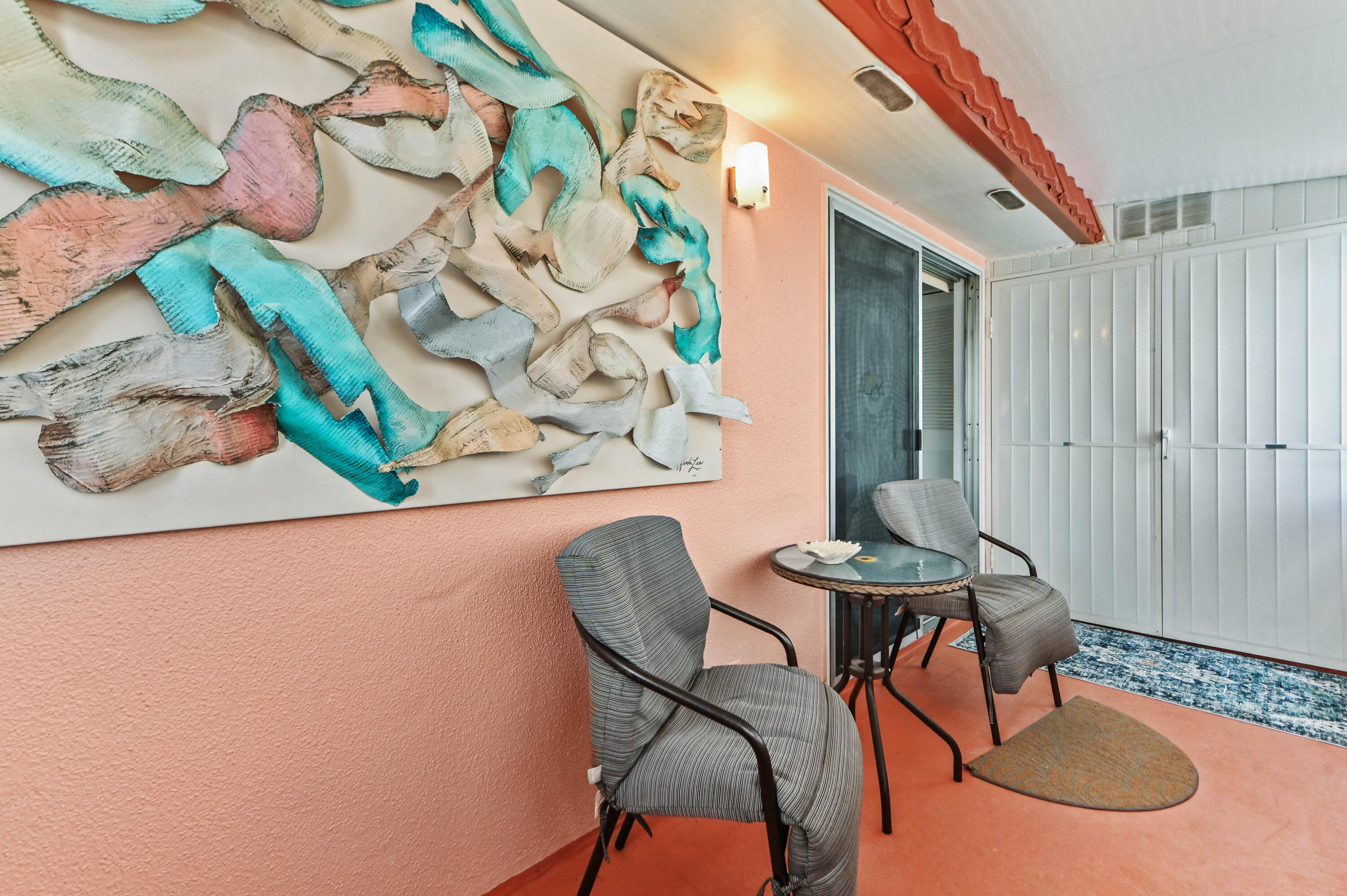 KINGS POINT SAXONY CONDOS - Residential