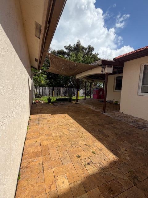 FALCONS LEA PATIO - Residential Lease