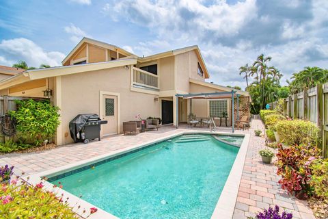 7634 Sierra Drive W Boca Raton FL 33433