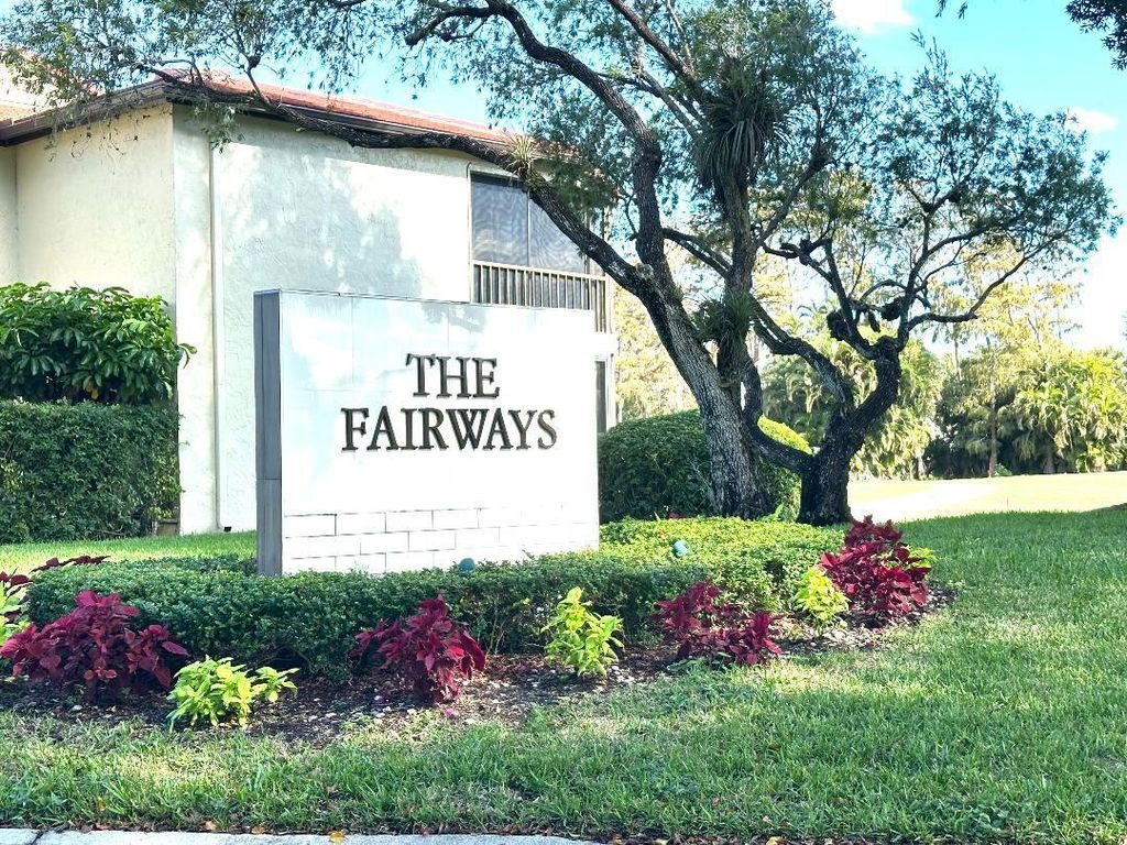 Photo of 8305 Casa Del Lago #E, Boca Raton, FL 33433 (MLS # R11143479)