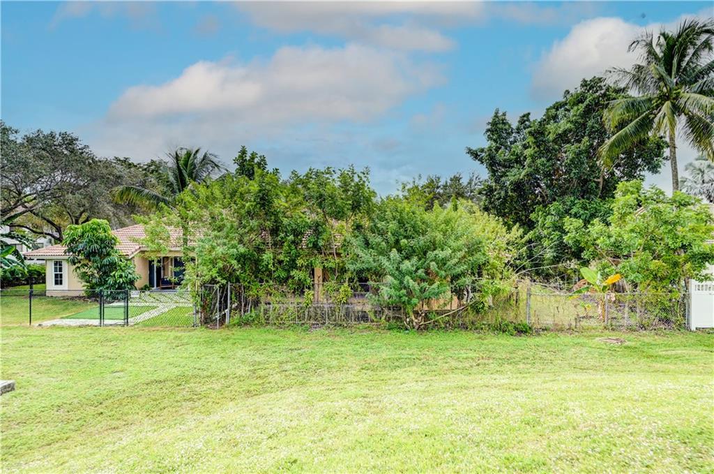 Coral Spgs Village - Residential