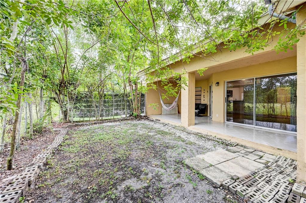 Coral Spgs Village - Residential