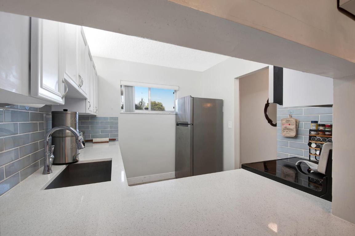 LAKE CLARKE GARDENS CONDO 22 - Residential Lease