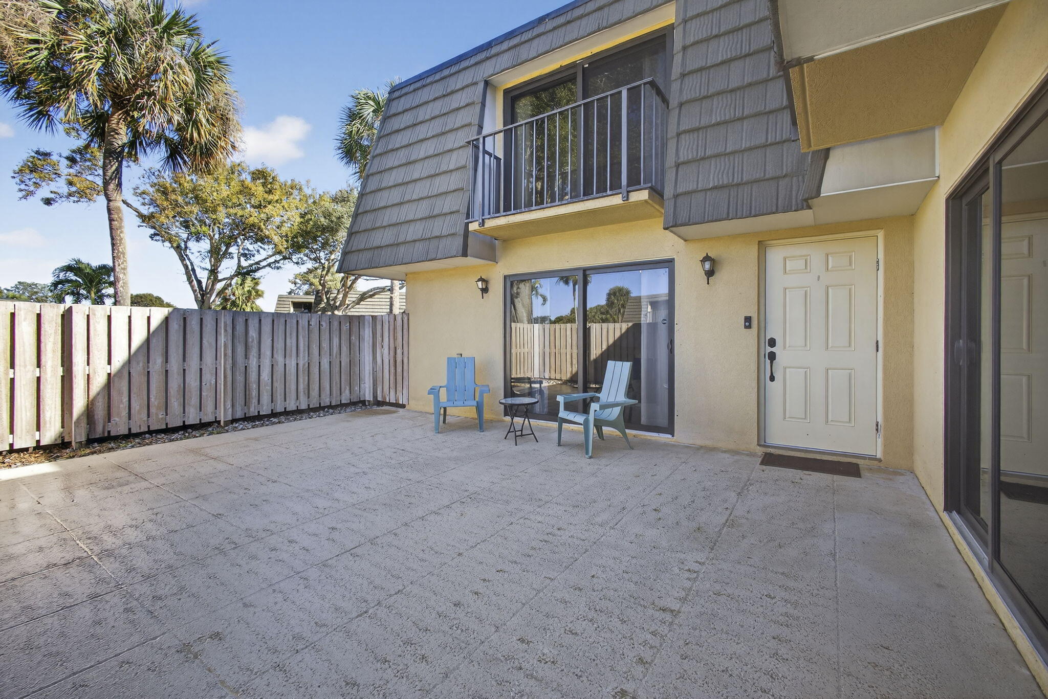 VILLAGE OF SANDALWOOD LAKES 1 - Residential