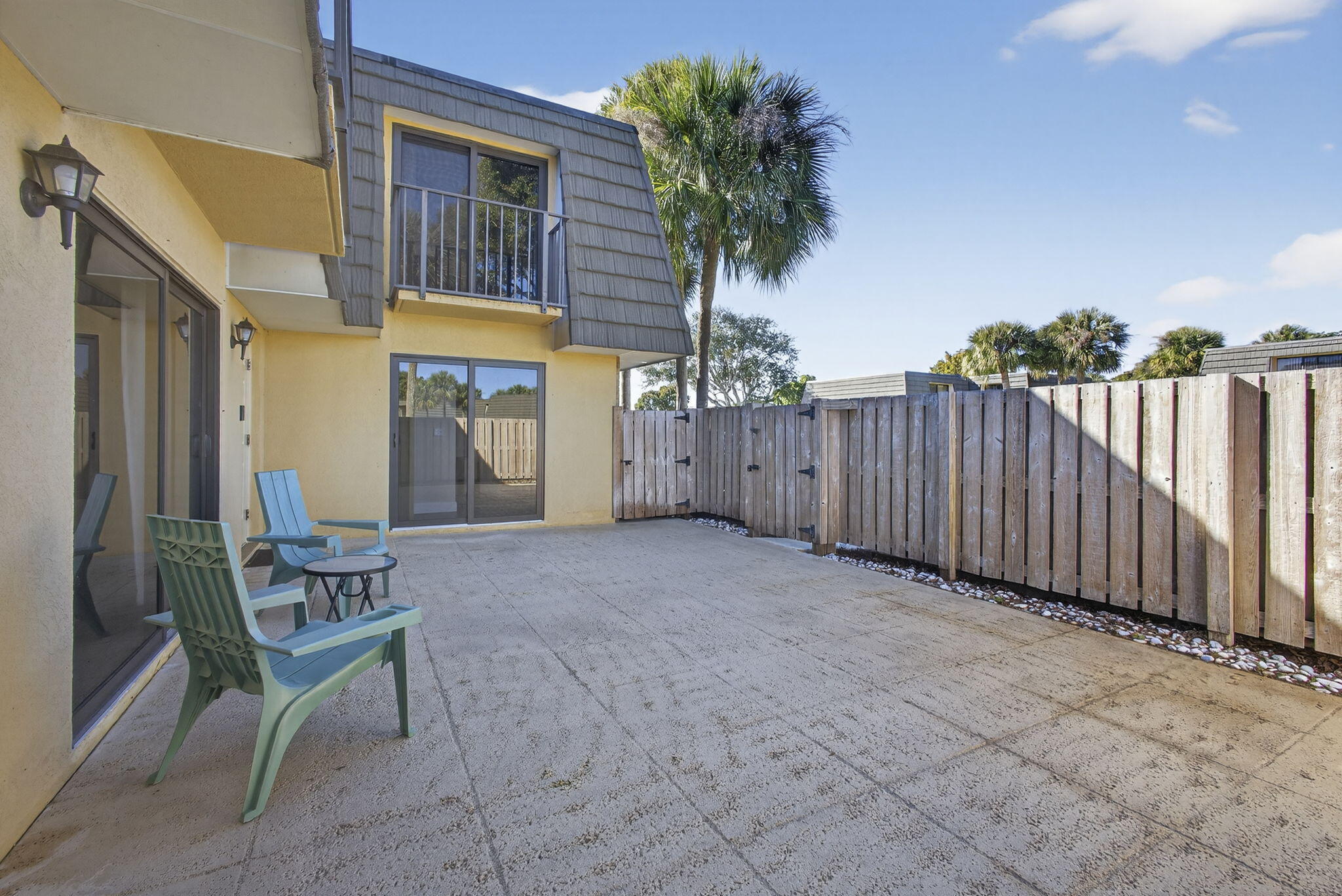 VILLAGE OF SANDALWOOD LAKES 1 - Residential