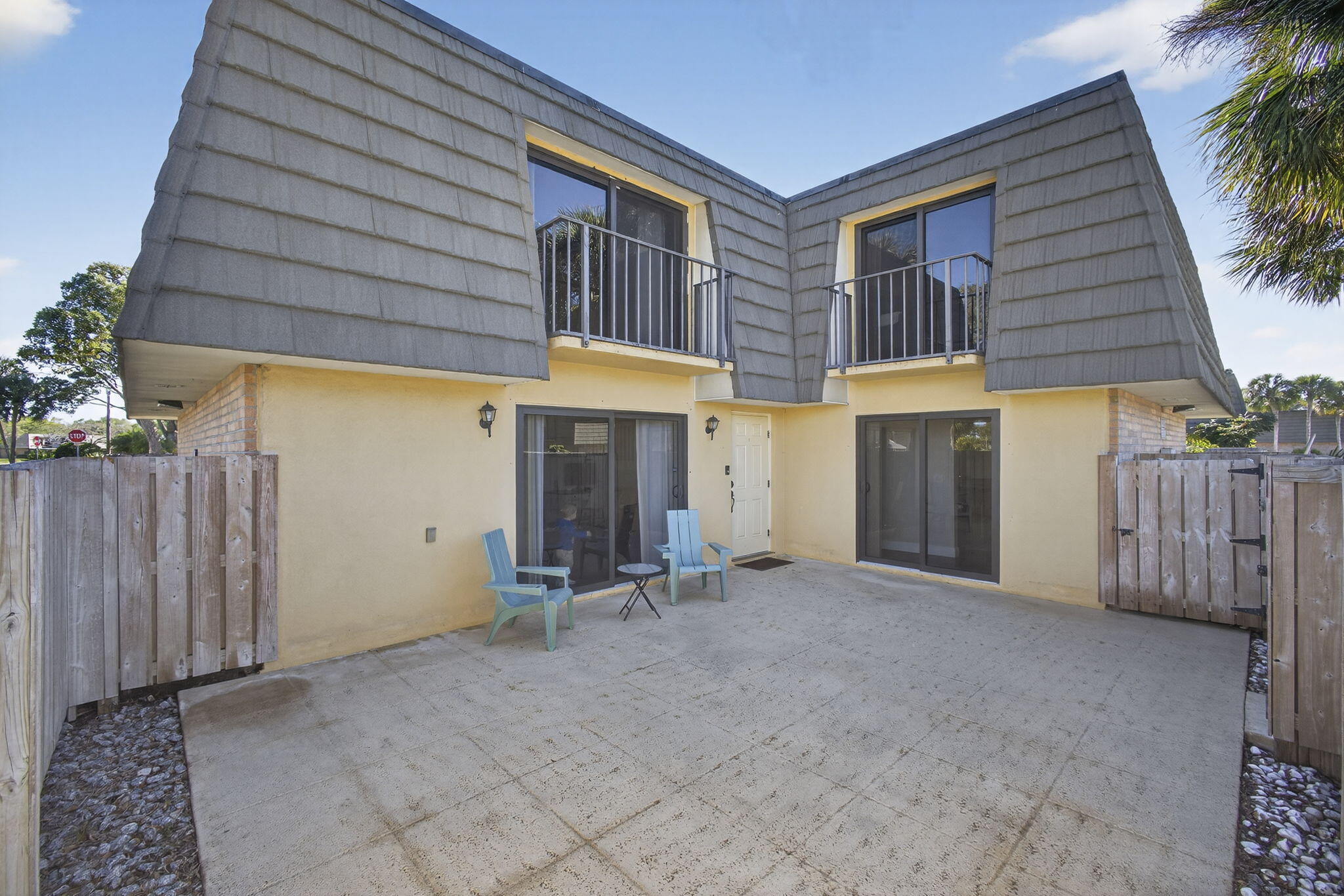 VILLAGE OF SANDALWOOD LAKES 1 - Residential