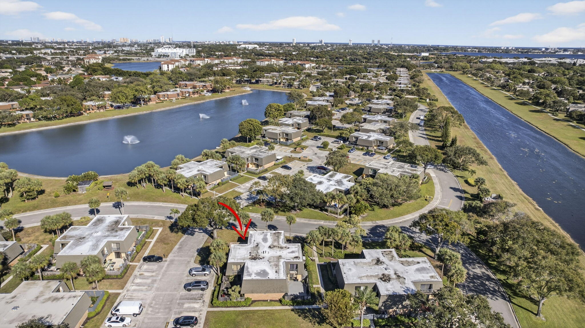VILLAGE OF SANDALWOOD LAKES 1 - Residential