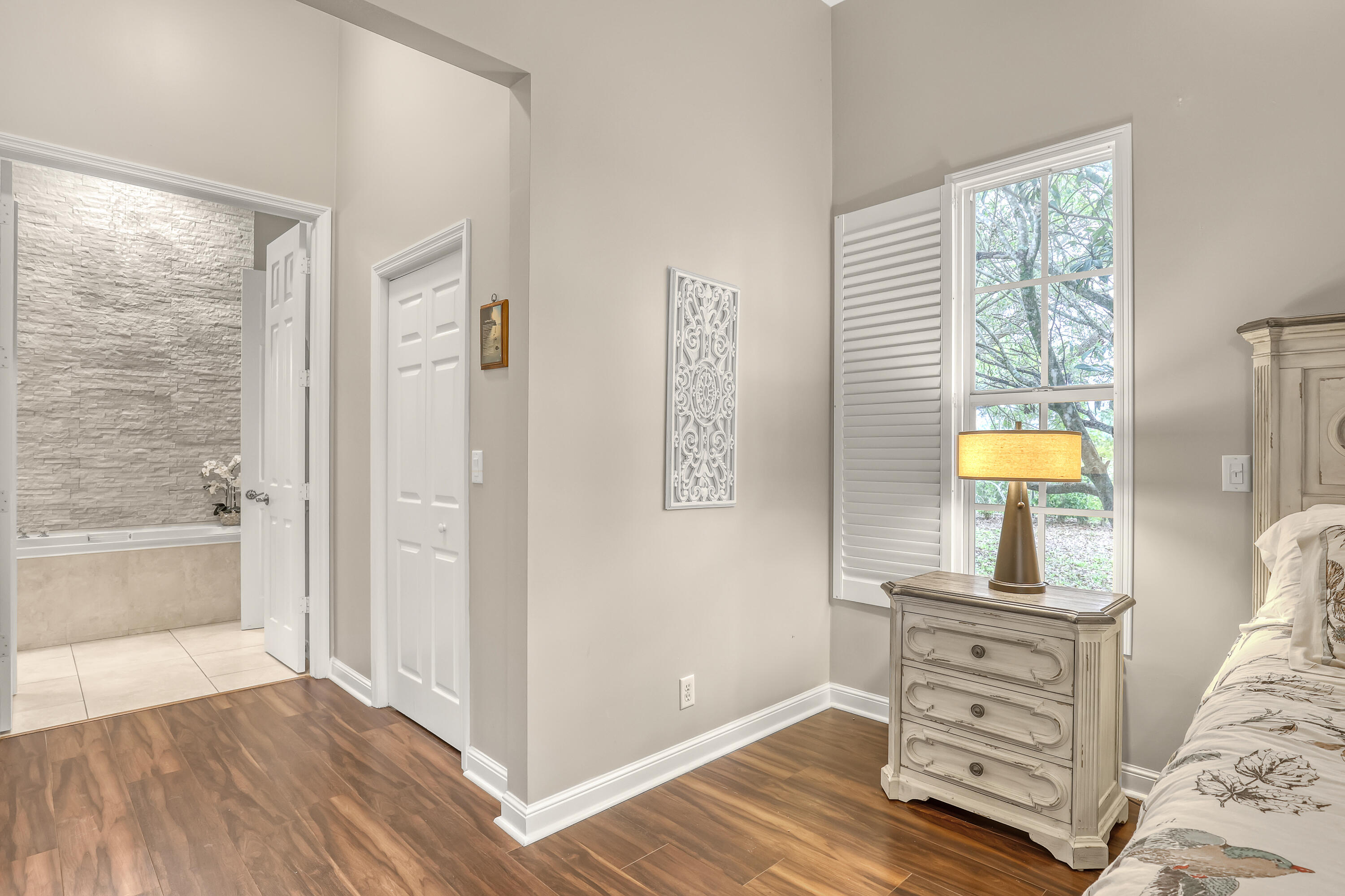 Acreage & Unrec (The Acreage) - Residential