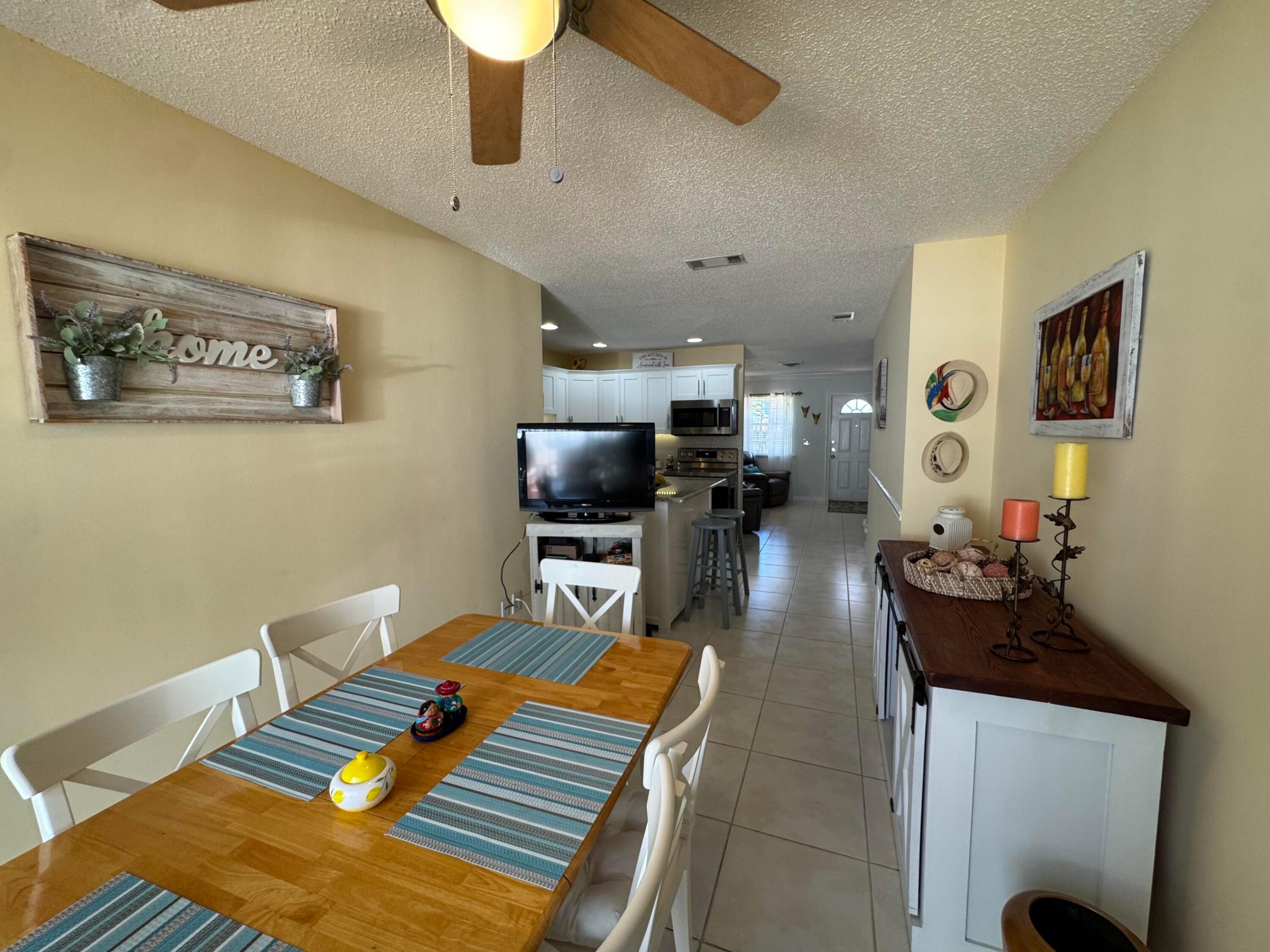 PALM BEACH VILLAS II - Residential
