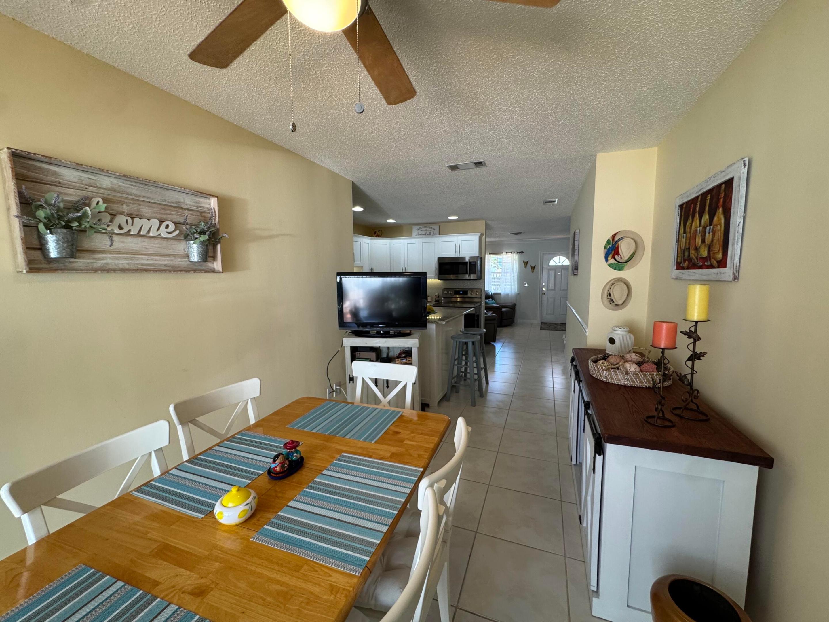 PALM BEACH VILLAS II - Residential