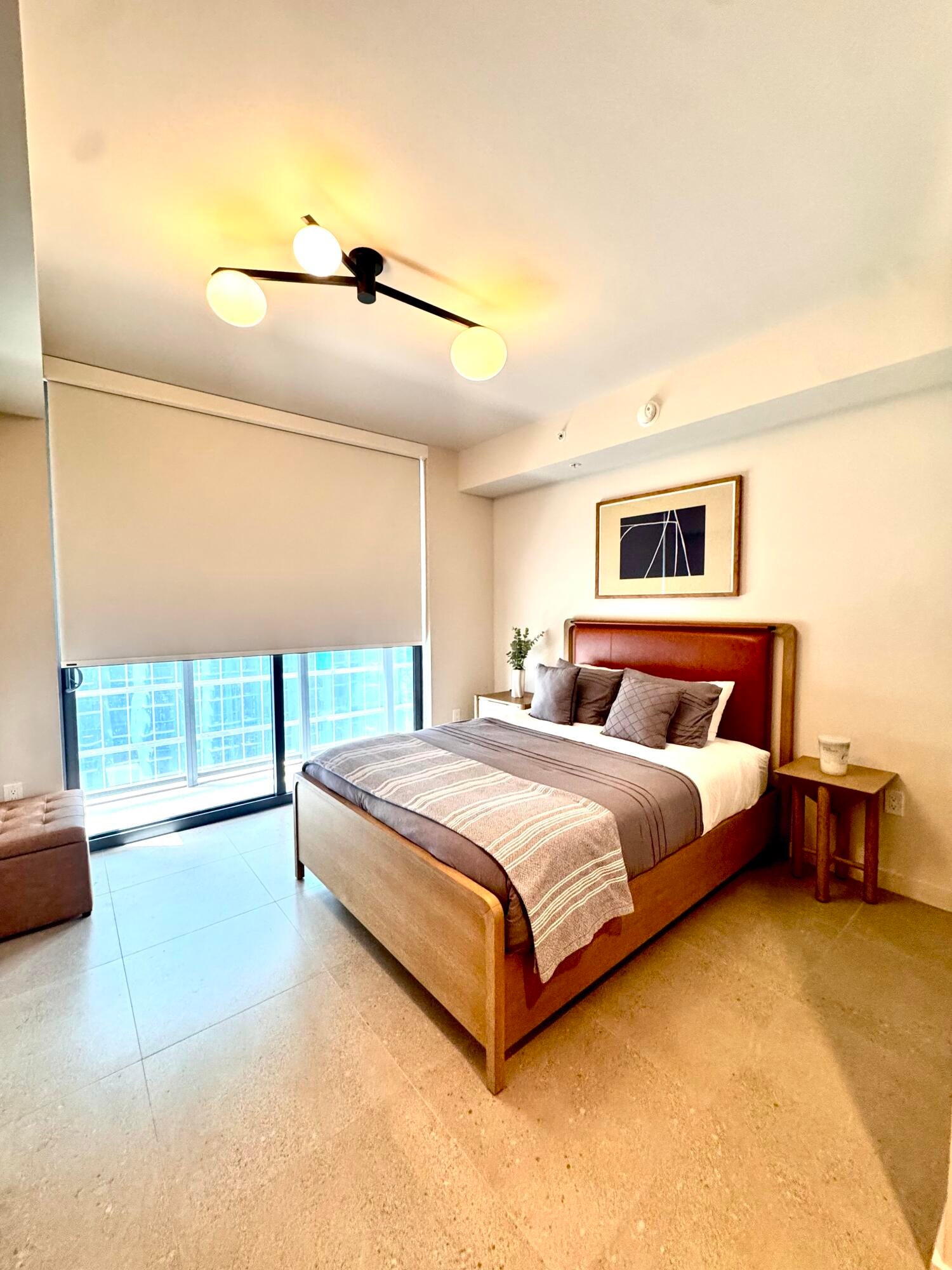11 NE 6th Street 2606