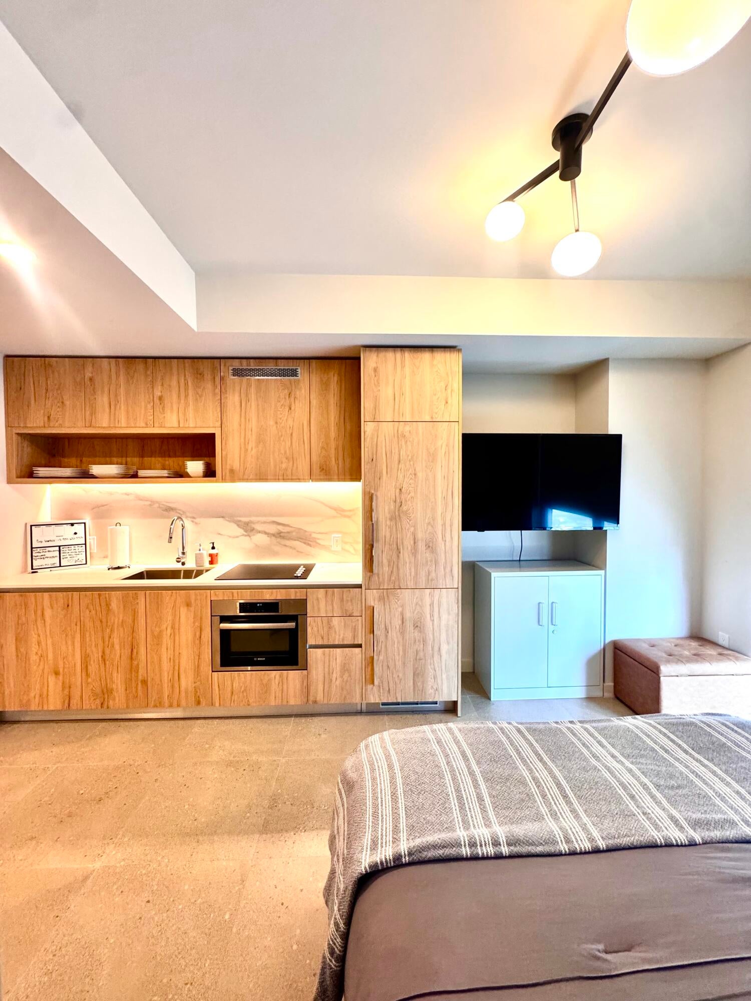 11 NE 6th Street 2606