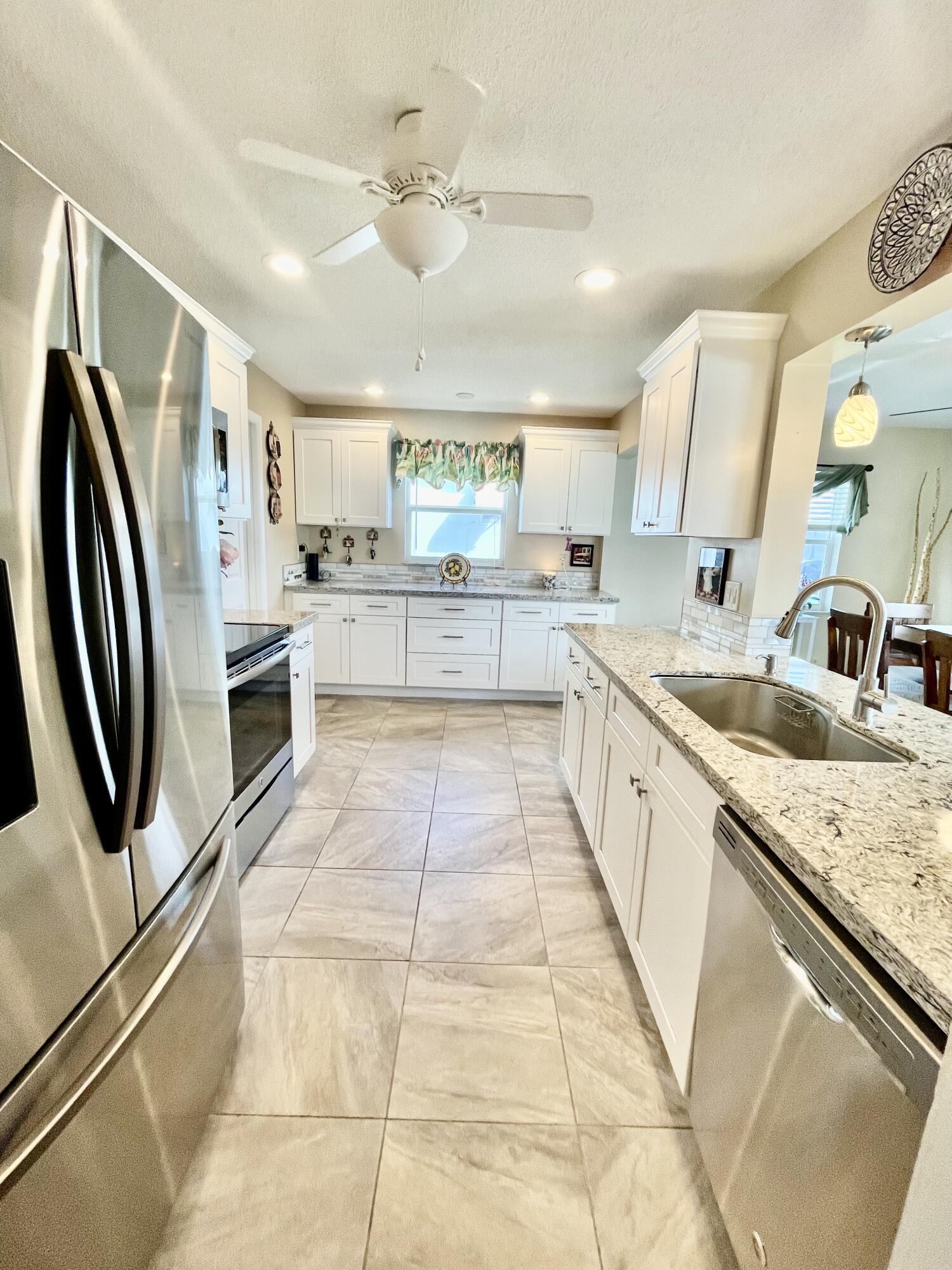 PALM BEACH LEISUREVILLE SEC 6 - Residential