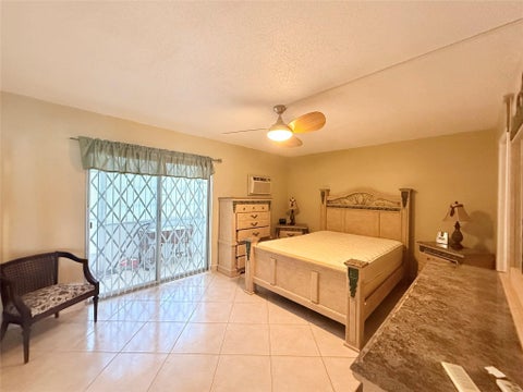 Tiny photo for 53 Markham C #53, Deerfield Beach, FL 33442 (MLS # F10539639)