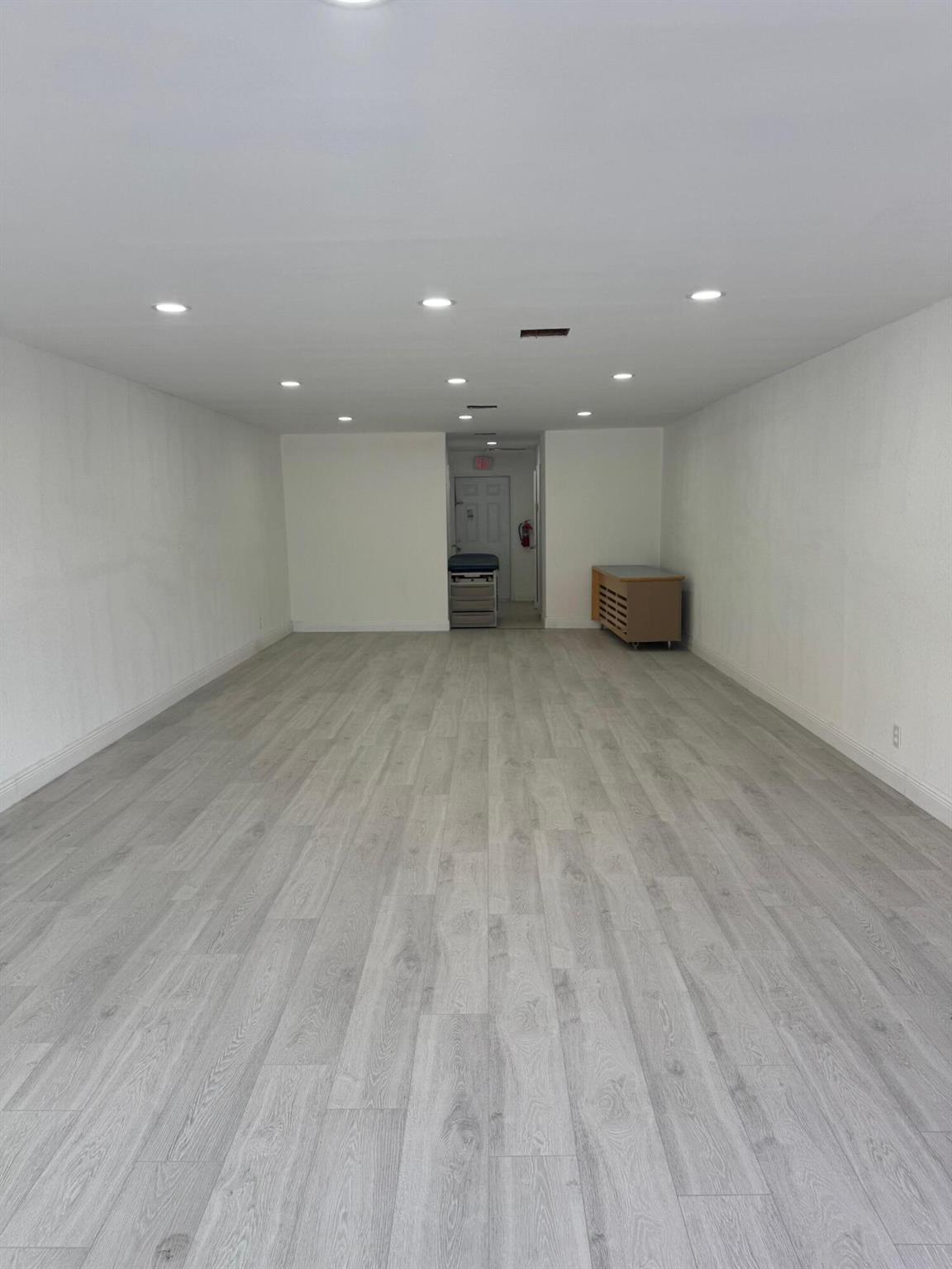 View photos, virtual tours, details... 6150 NW 11th Street 22-3