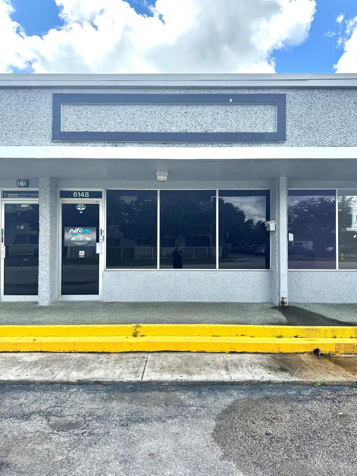 View photos, virtual tours, details... 6150 NW 11th Street 22-3