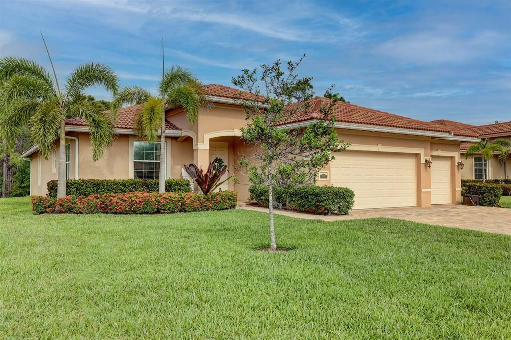 Photo of 1292 SE Conference Circle, Stuart, FL 34997 (MLS # R10709975)