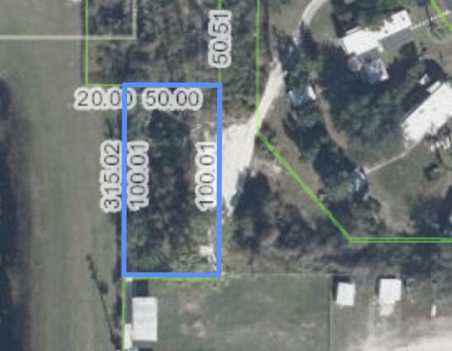 Sebring Florida- Vacant residential lot waiting for you to build your dream home on it. Located on the desirable neighborhood in Sebring. Sun N' Lake. This is a fast growing HOA community. Perfect to purchase at a great price and resale in the future as well.