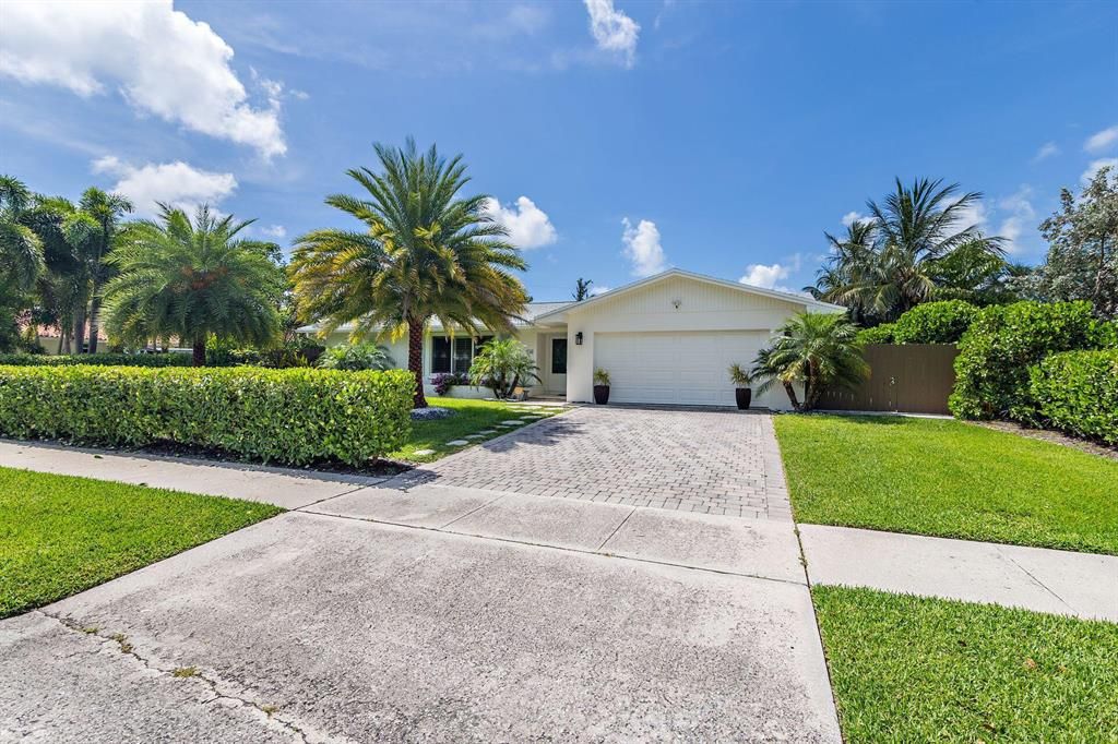 Photo of 130 Dory Road Rd S, North Palm Beach, FL 33408 (MLS # R10814825)