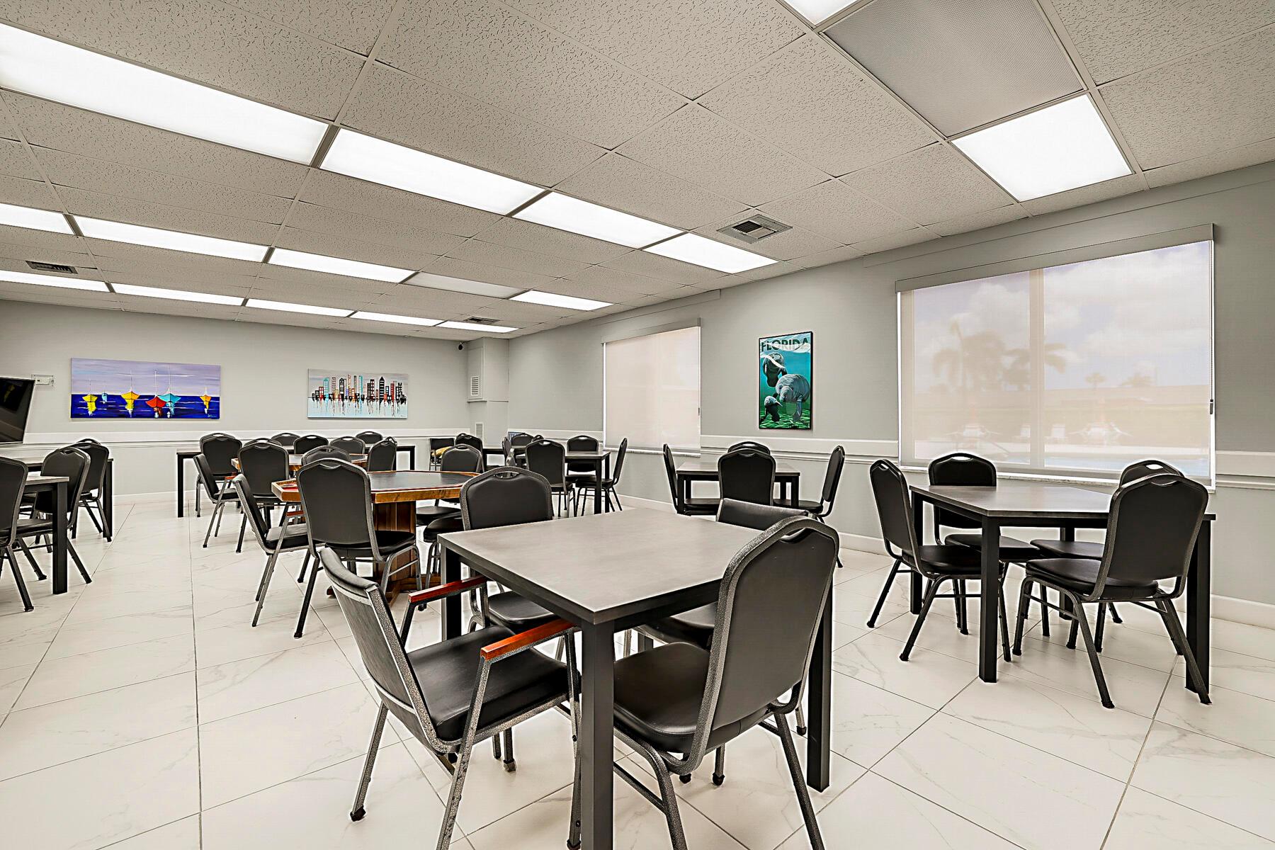 CRESTHAVEN VILLAS 28 COND - Residential Lease