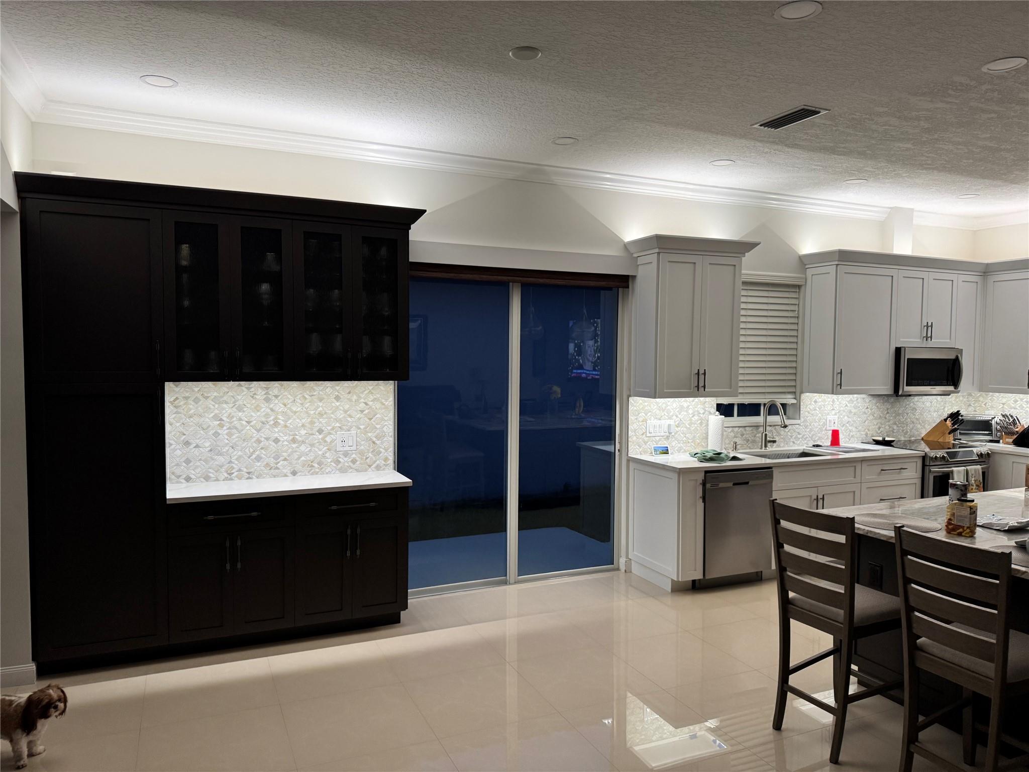 Riverwalk 03 - Residential