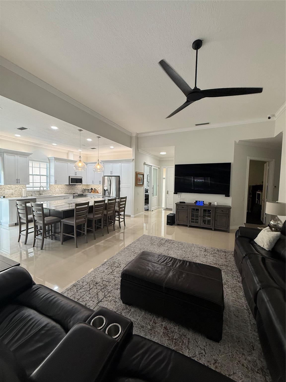 Riverwalk 03 - Residential