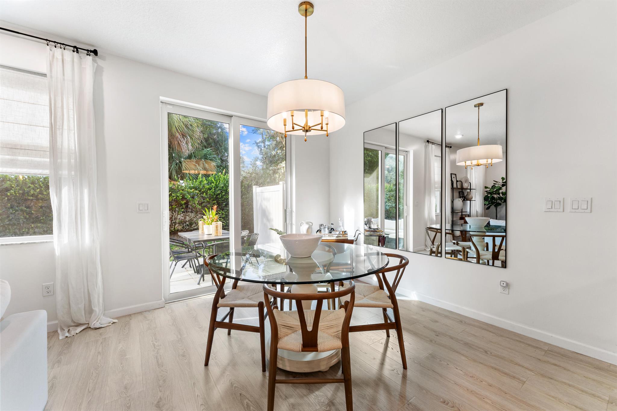 ENCLAVE AT MANGONIA PARK - Residential