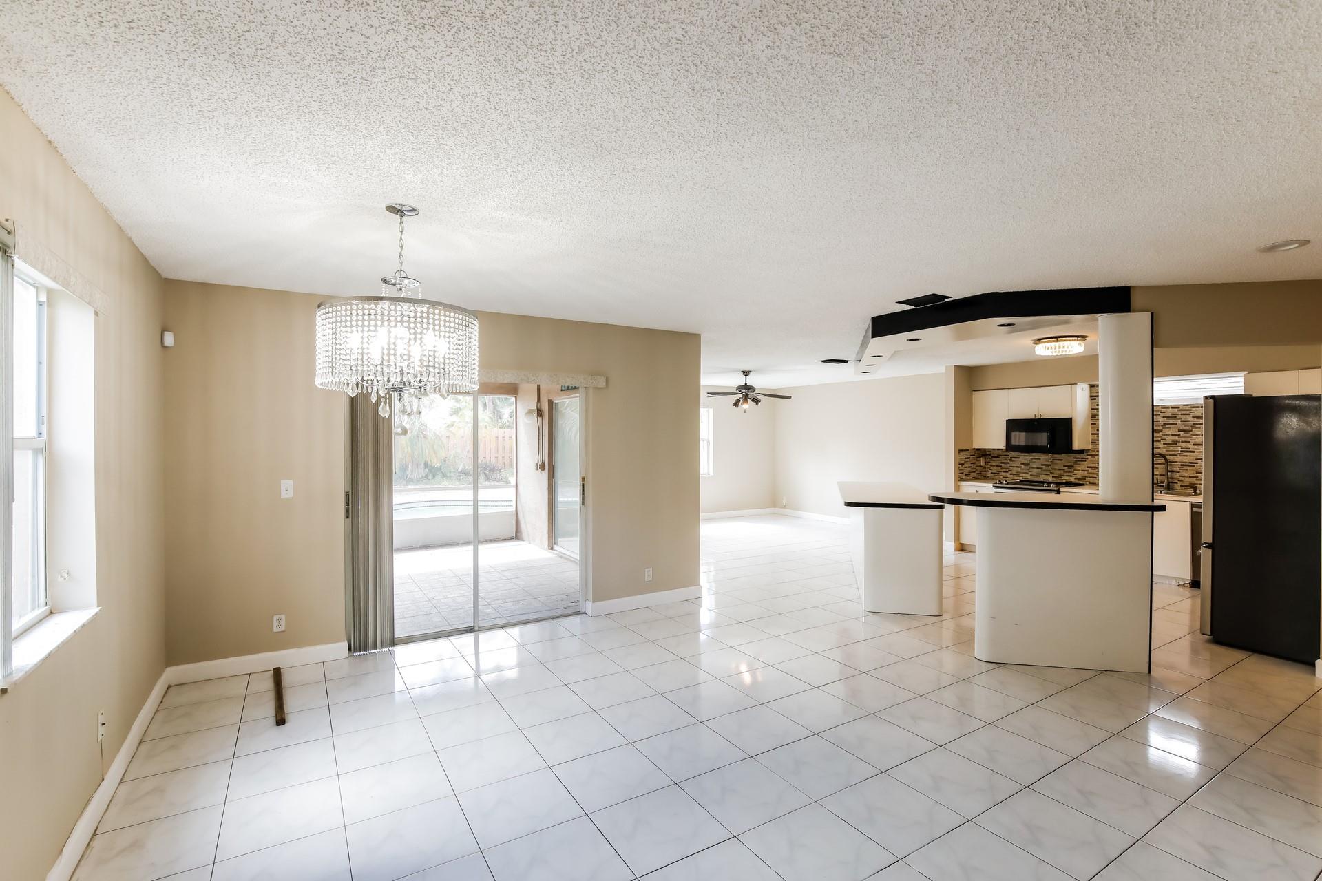 2355 NW 33rd Ter