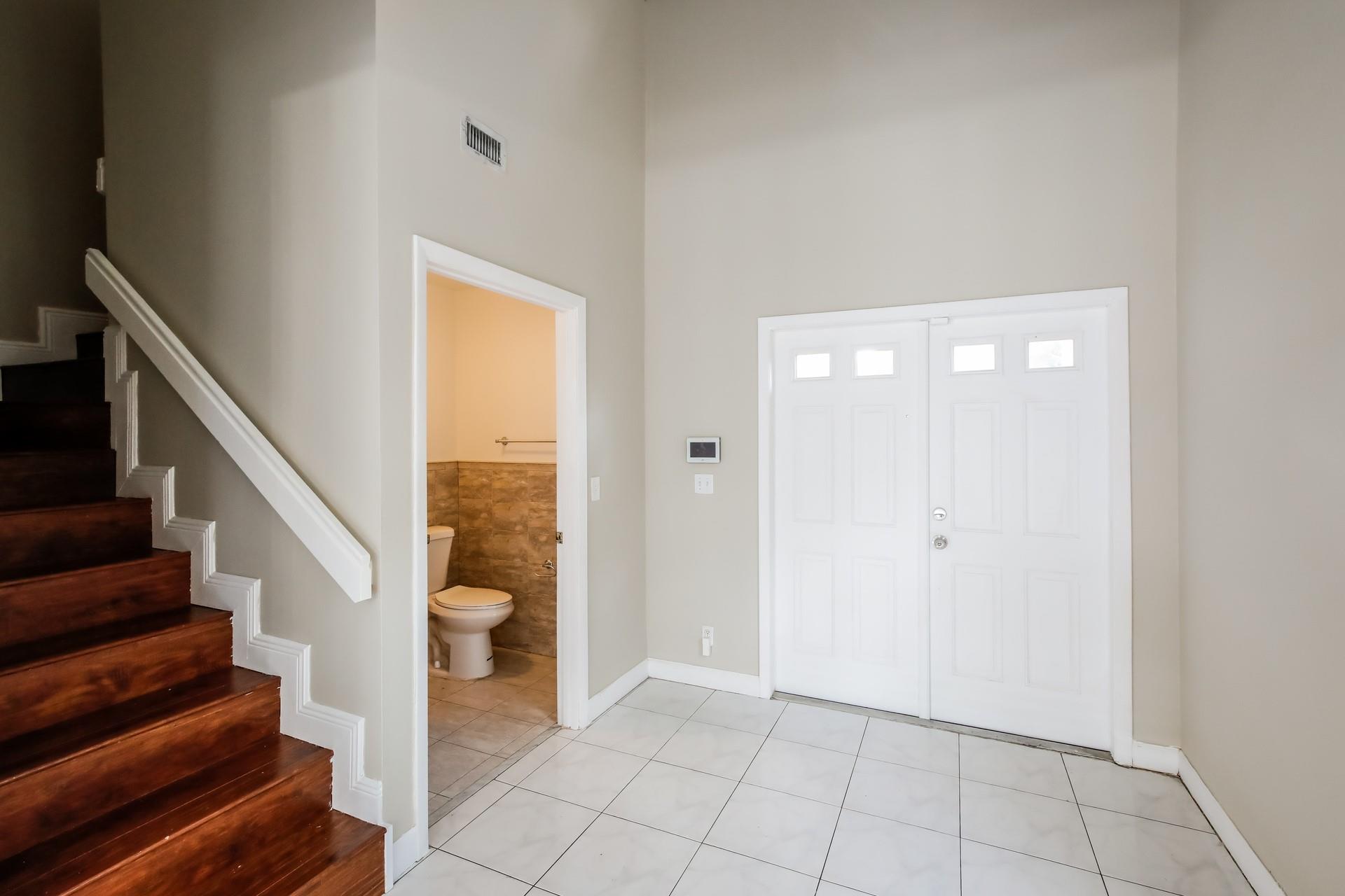 2355 NW 33rd Ter