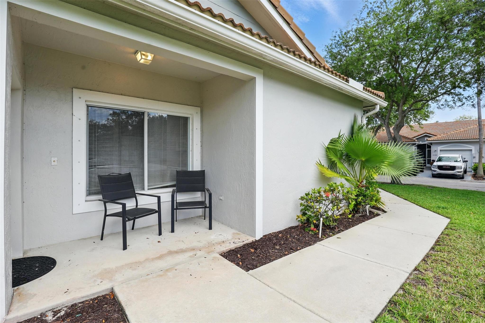 4747 SW 12th Pl 4747