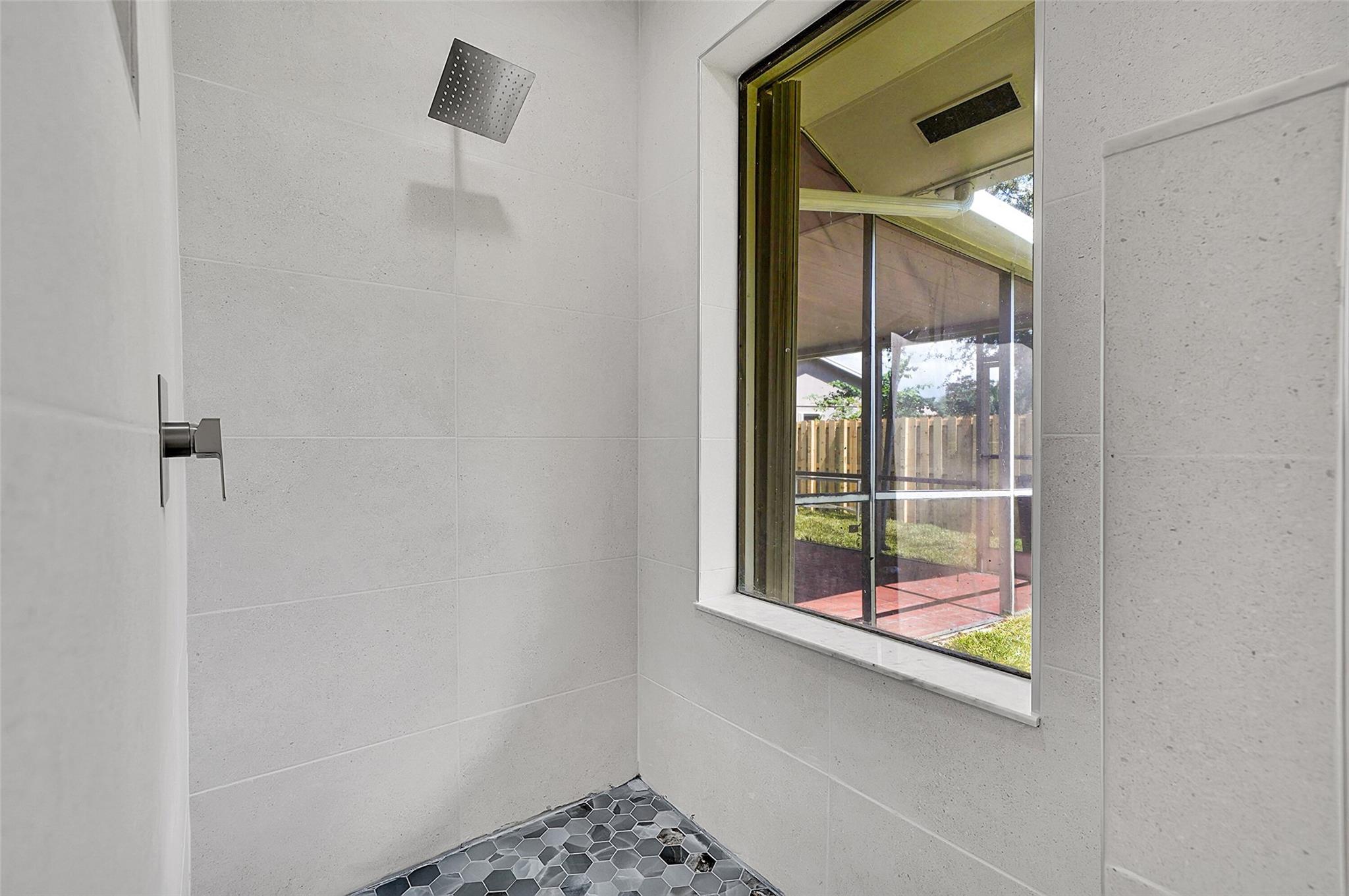 Flamingo Gardens-Black Ol - Residential Lease