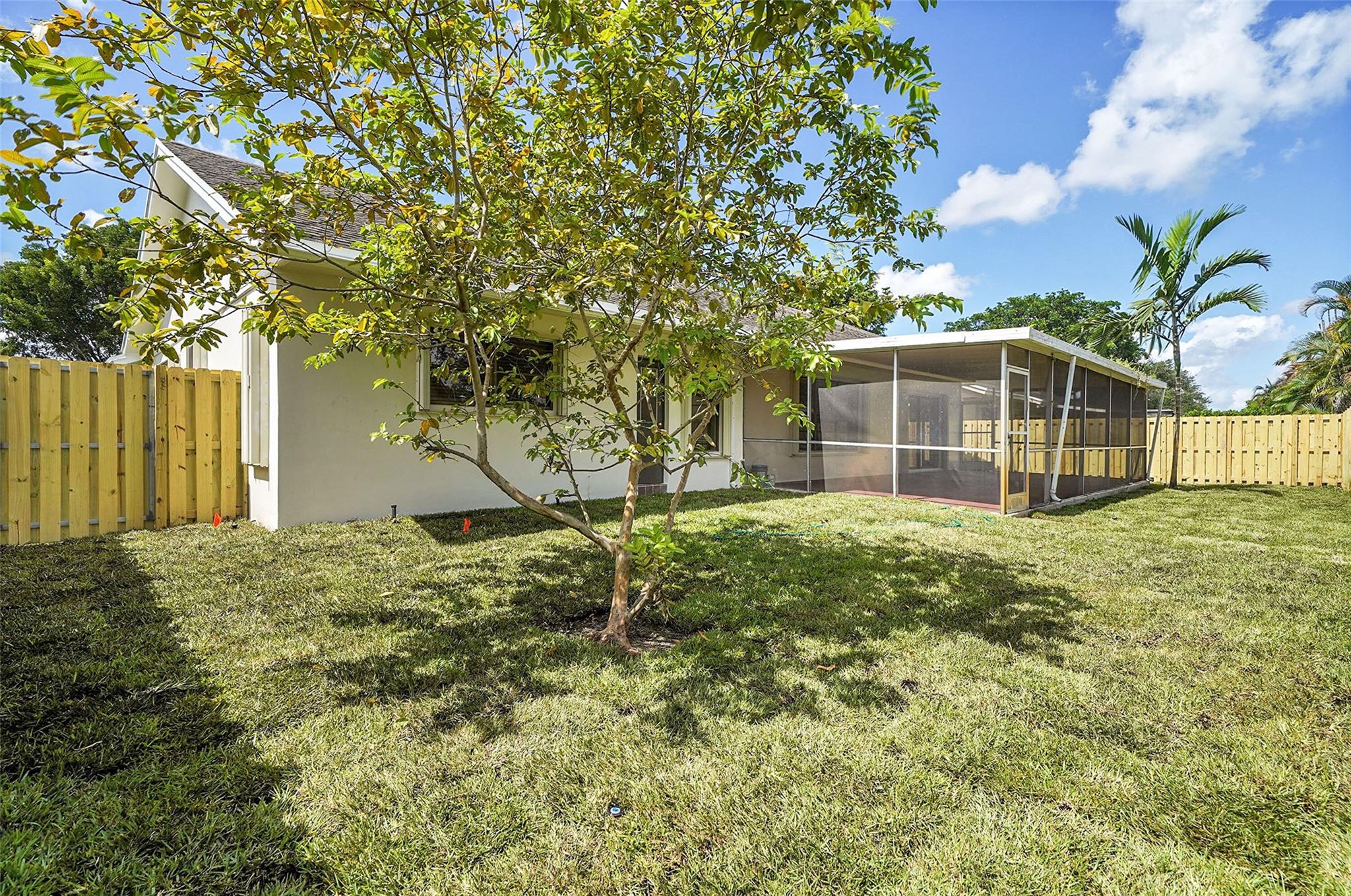 Flamingo Gardens-Black Ol - Residential Lease
