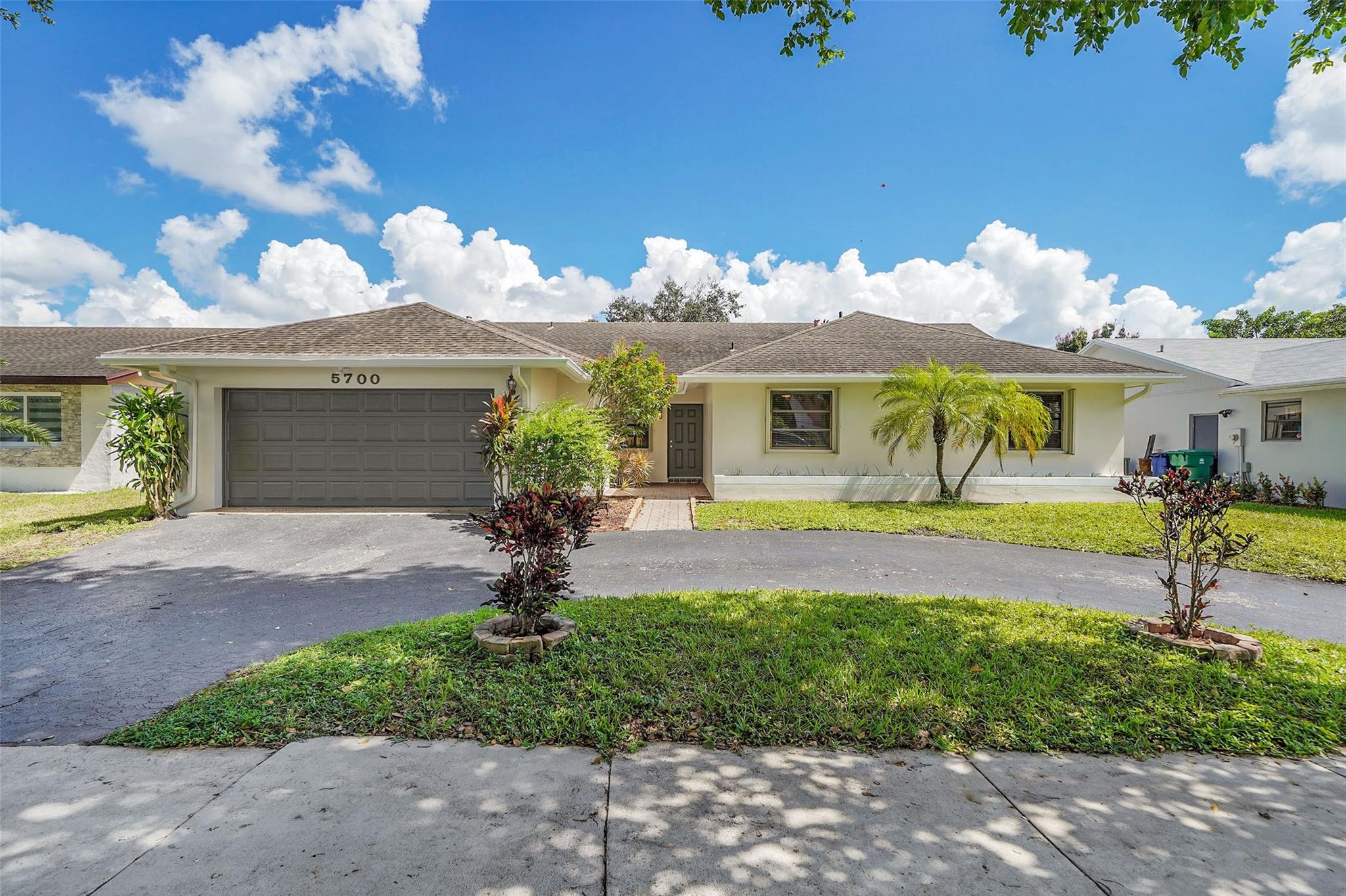 Flamingo Gardens-Black Ol - Residential Lease