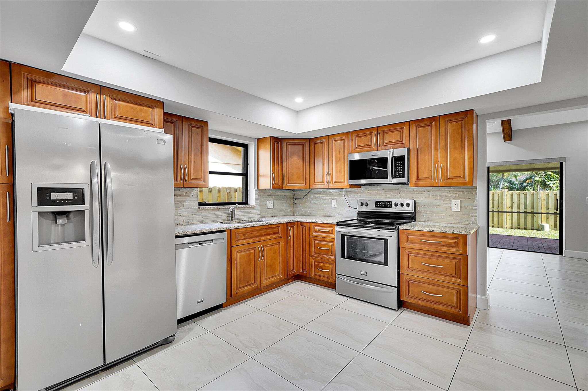 Flamingo Gardens-Black Ol - Residential Lease