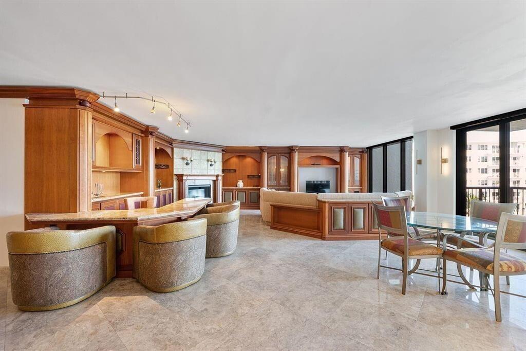 HAMPTON BEACH CLUB CONDO - Residential Lease