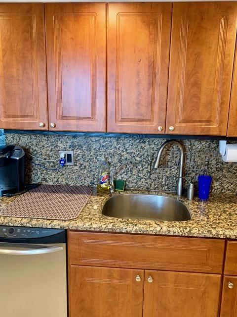 BOCA TEECA CONDO 9 - Residential Lease