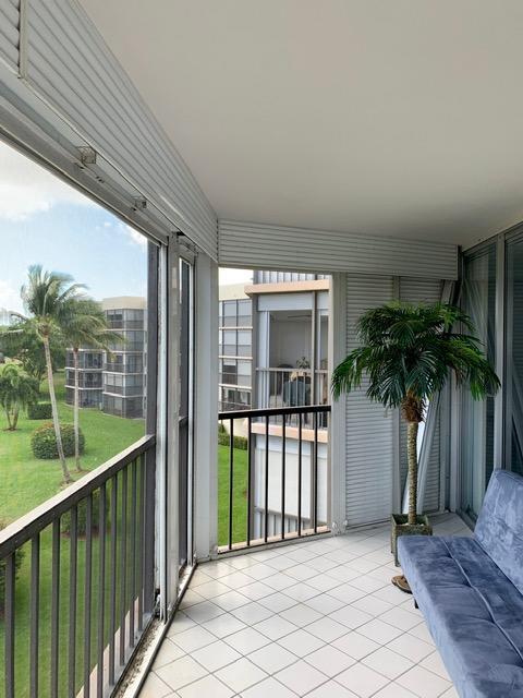BOCA TEECA CONDO 9 - Residential Lease