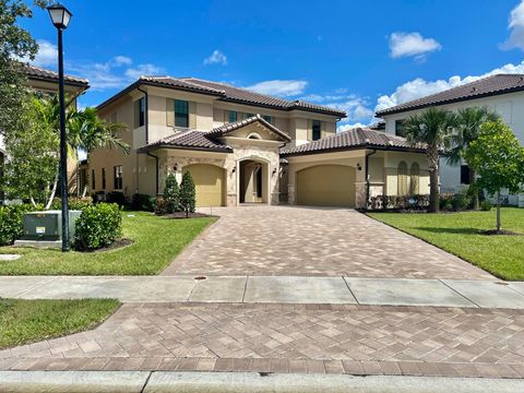 Photo of 12745 Bayside Court, Parkland, FL 33076 (MLS # B26034270)