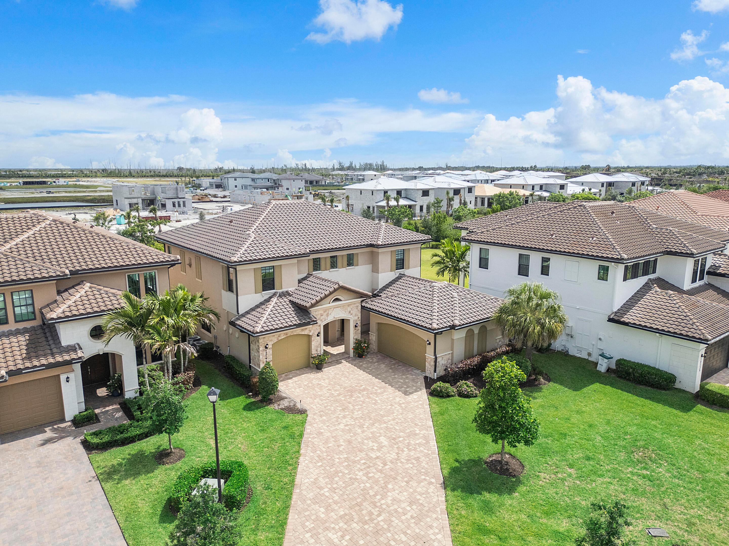 12745 Bayside Court
